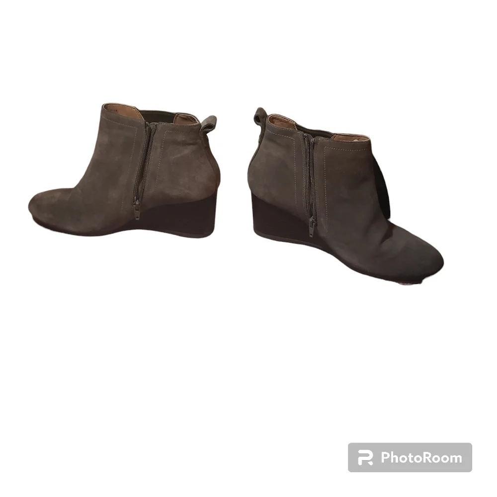 Vionic Grey Suede- Paloma- Wedge Stacked Heels Ankle Boots (10)